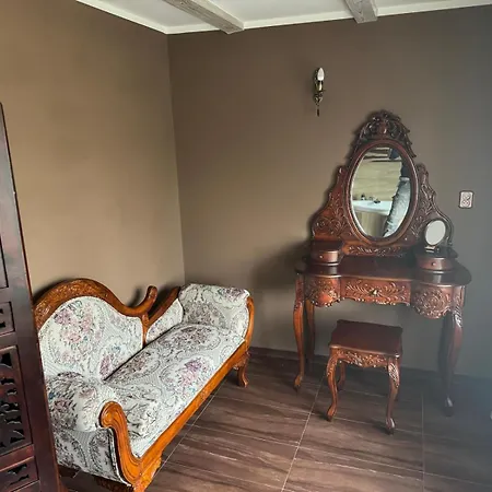 Duzy I Elegancki Dom W Jeziornej Villa Jodlow  Exterior photo